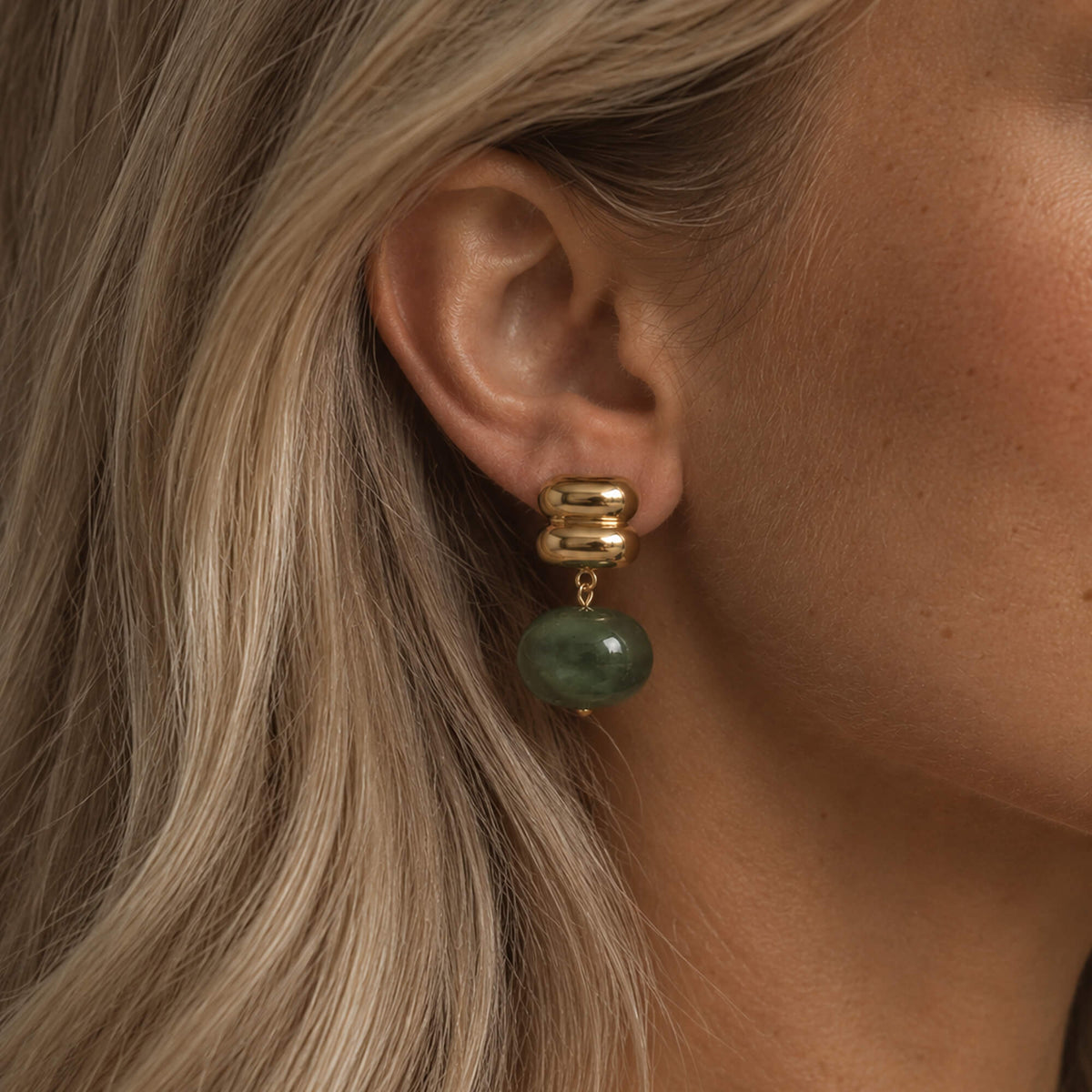 Mint (earrings)