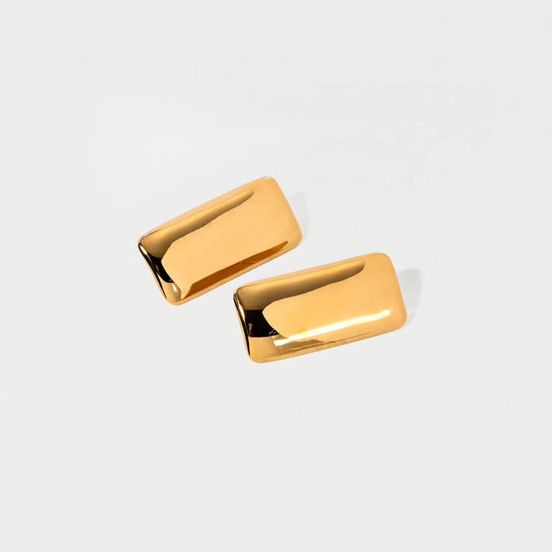 Dash (earrings)