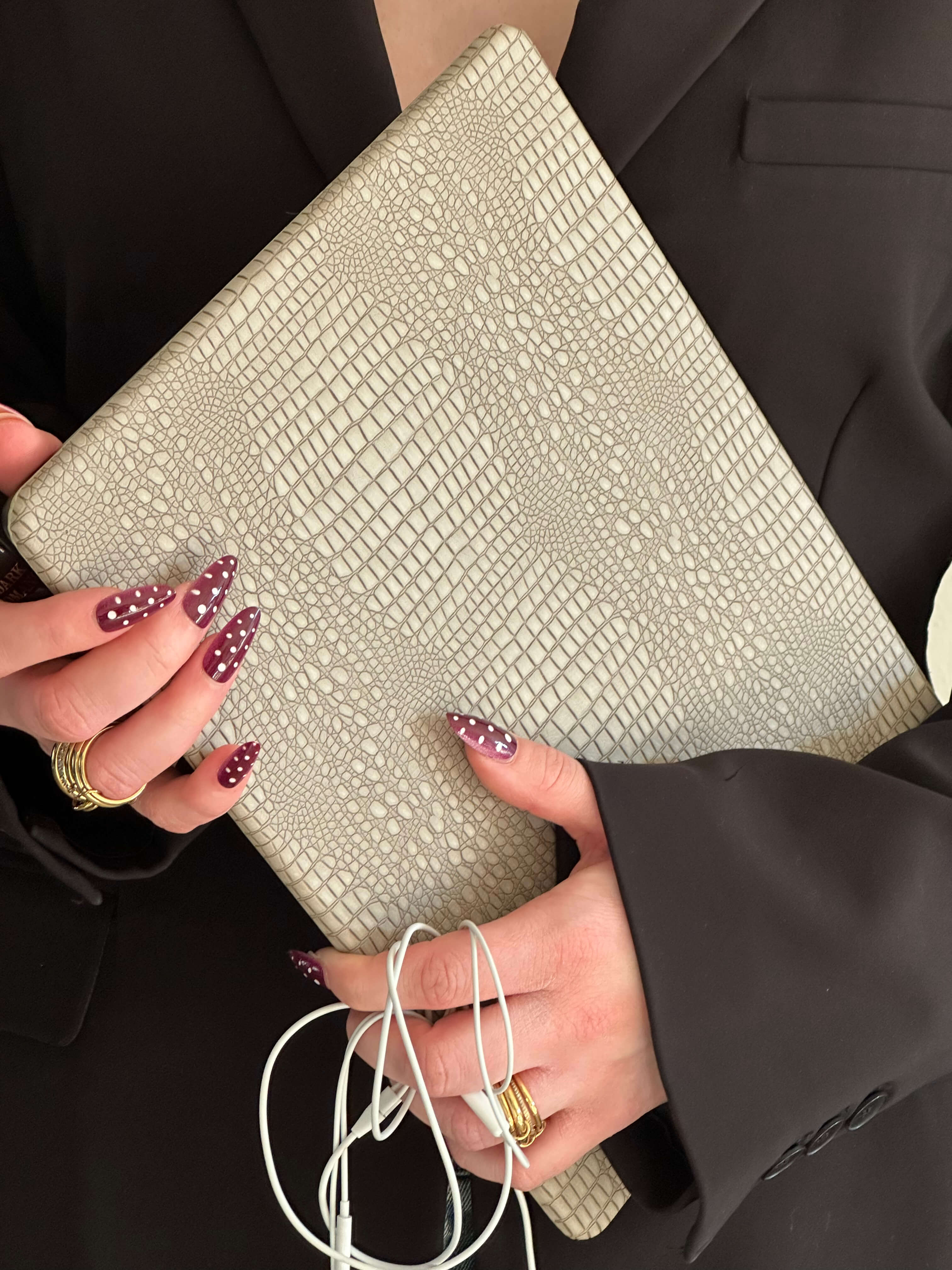 Snakeskin Cover