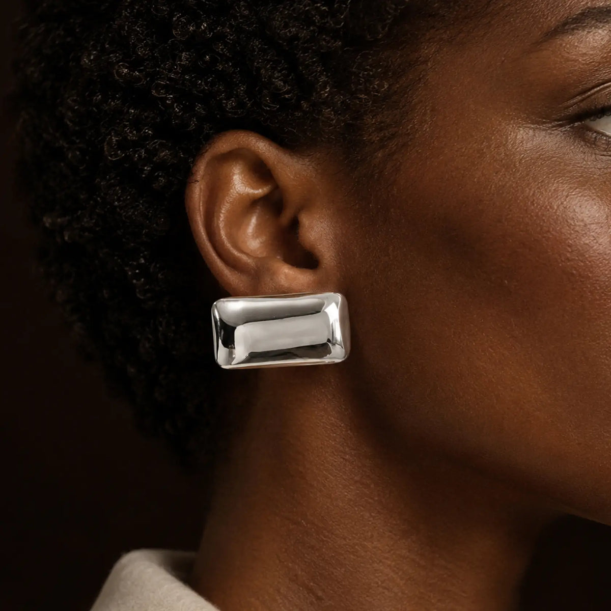 Strip (earrings)
